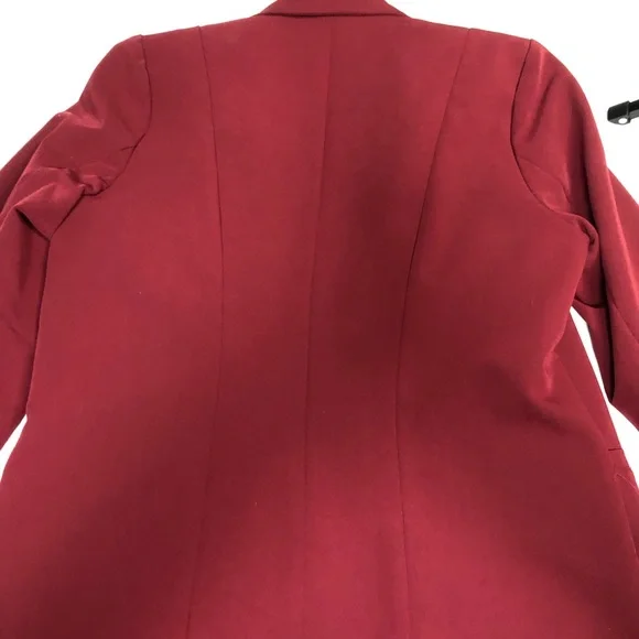 Burgundy Sahara Blazer Size Small (Fits Like size 4) - Picture 11 of 13